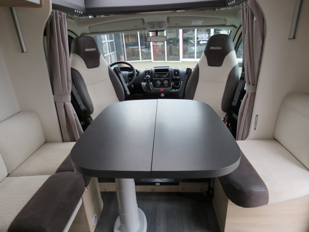 Hoofdafbeelding Chausson 627 Ga 5-pers. Titanium Vip