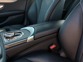 Mercedes-Benz C-Klasse Mercedes-Benz C-Klasse 180 156pk Automaat Sport Edition AMG | Origineel NL | Navi | Clima | Cruise | Led Koplampen | Pdc V+A+Assist+Camera | Stoelverwarming | Dodehoek+Licht+Regensensor | 18''lm - afbeelding nr 24