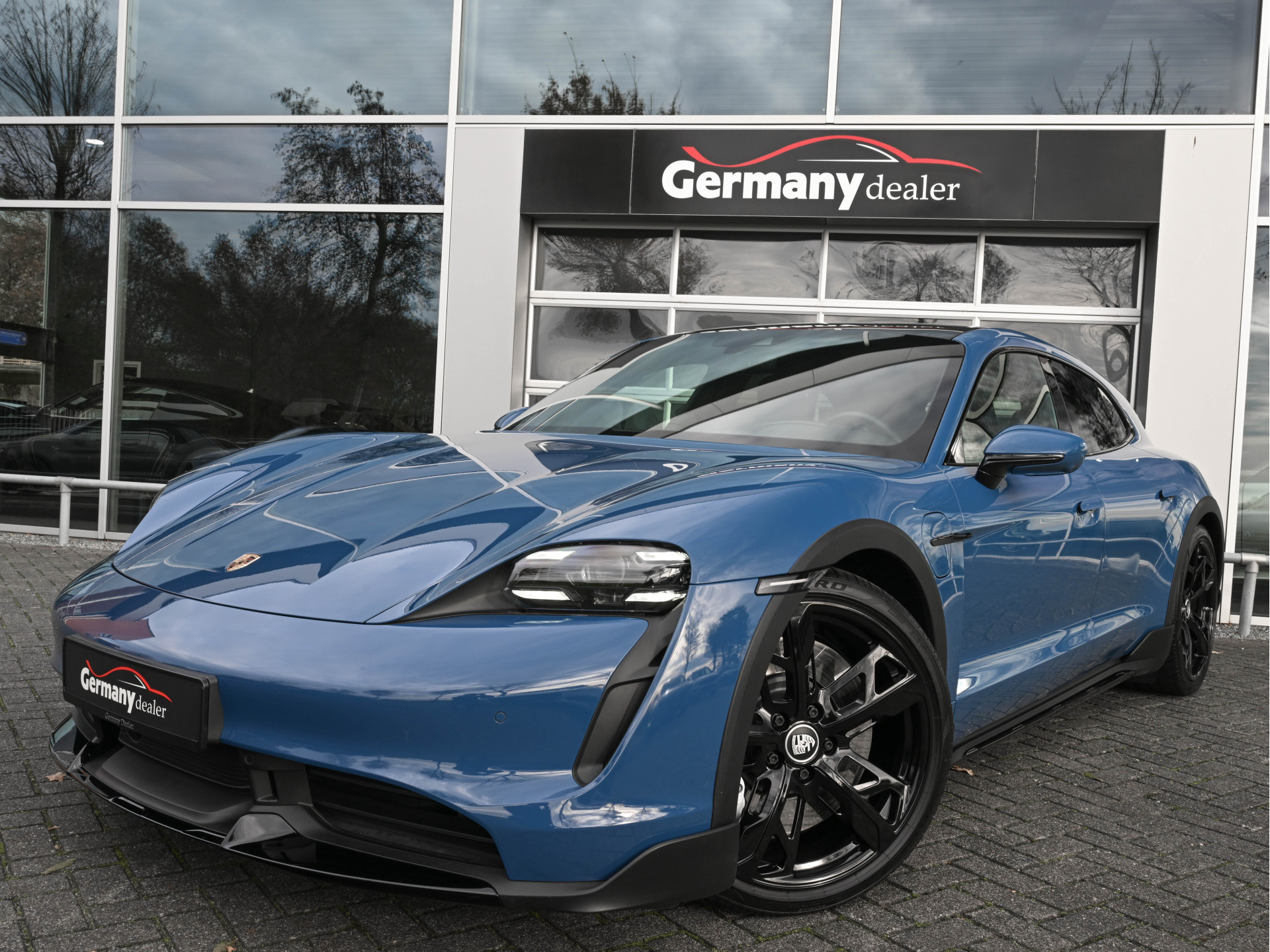 Hoofdafbeelding Porsche Taycan