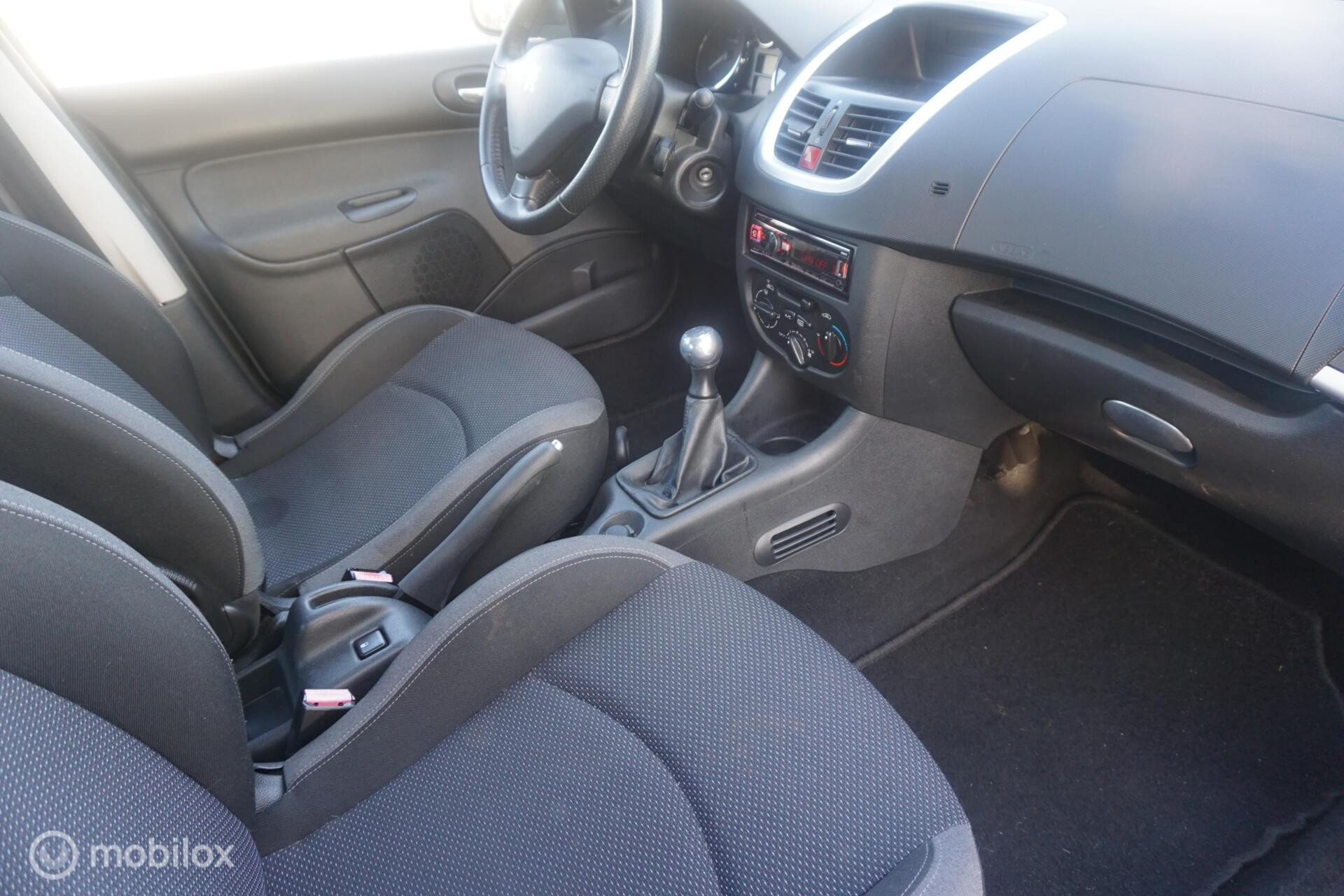 Hoofdafbeelding Peugeot 206