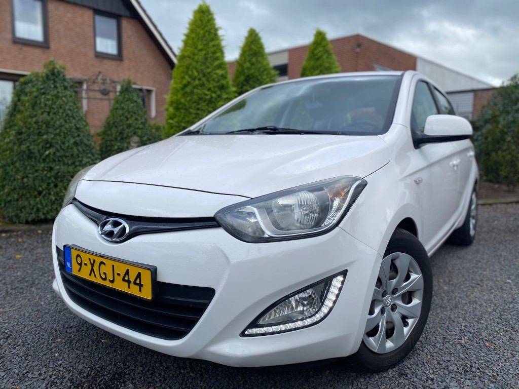 Hoofdafbeelding Hyundai i20