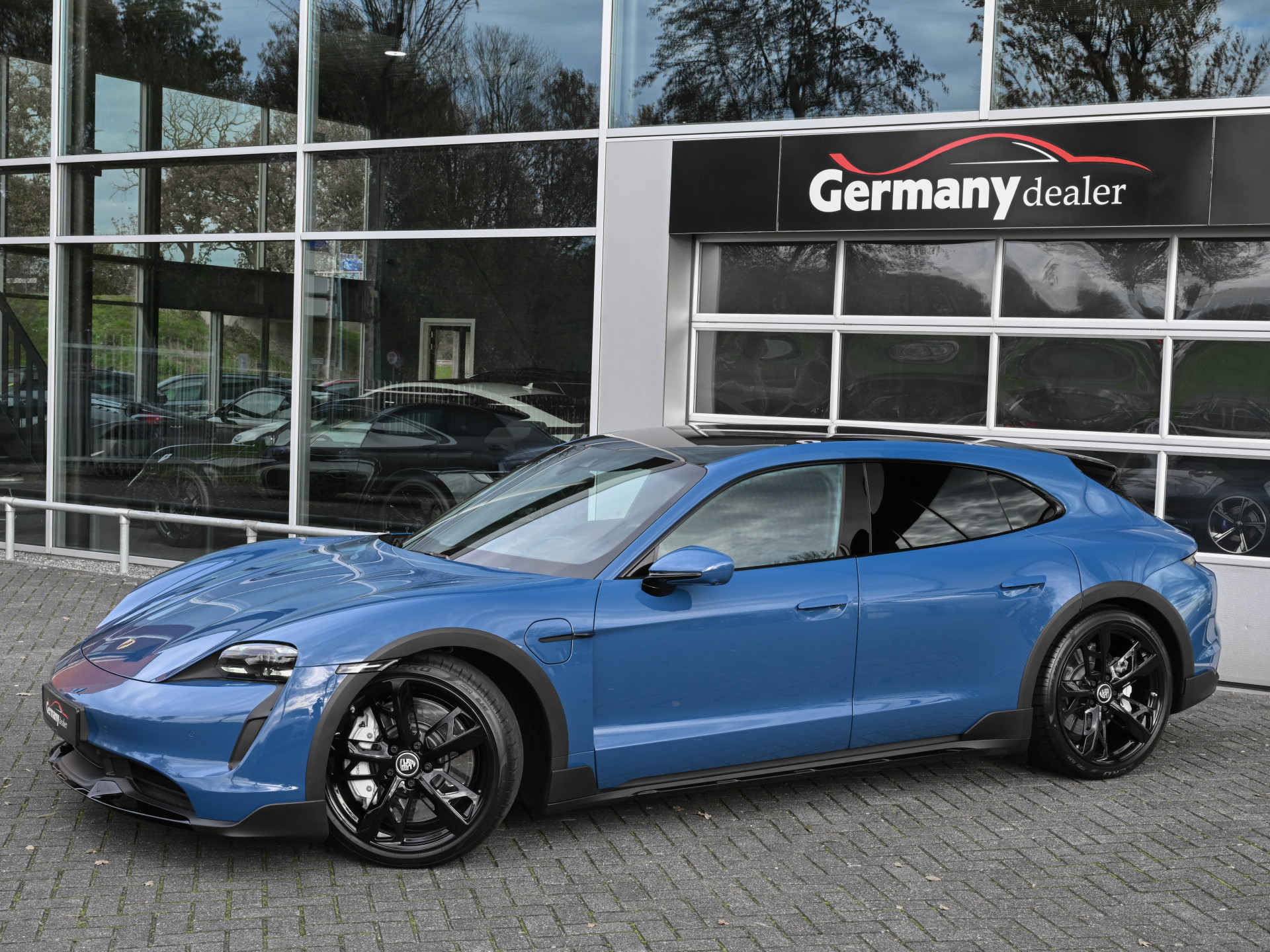 Hoofdafbeelding Porsche Taycan