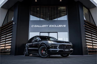 Hoofdafbeelding Porsche Cayenne Porsche Cayenne Coupé 3.0 E-Hybrid - Sport Chrono l Panorama l 360c l Memory l Coupe