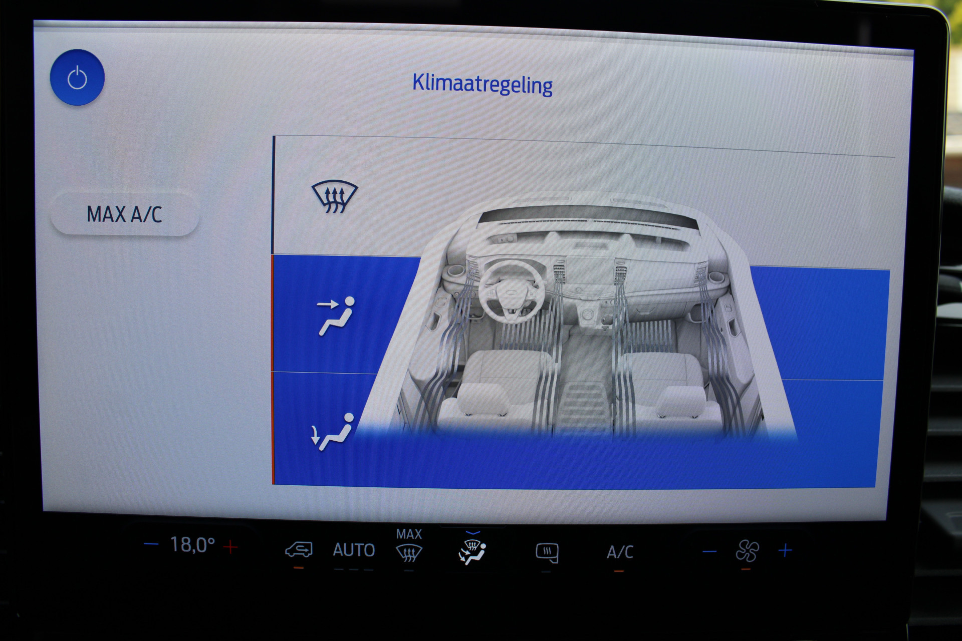 Hoofdafbeelding Carado T680/T447T