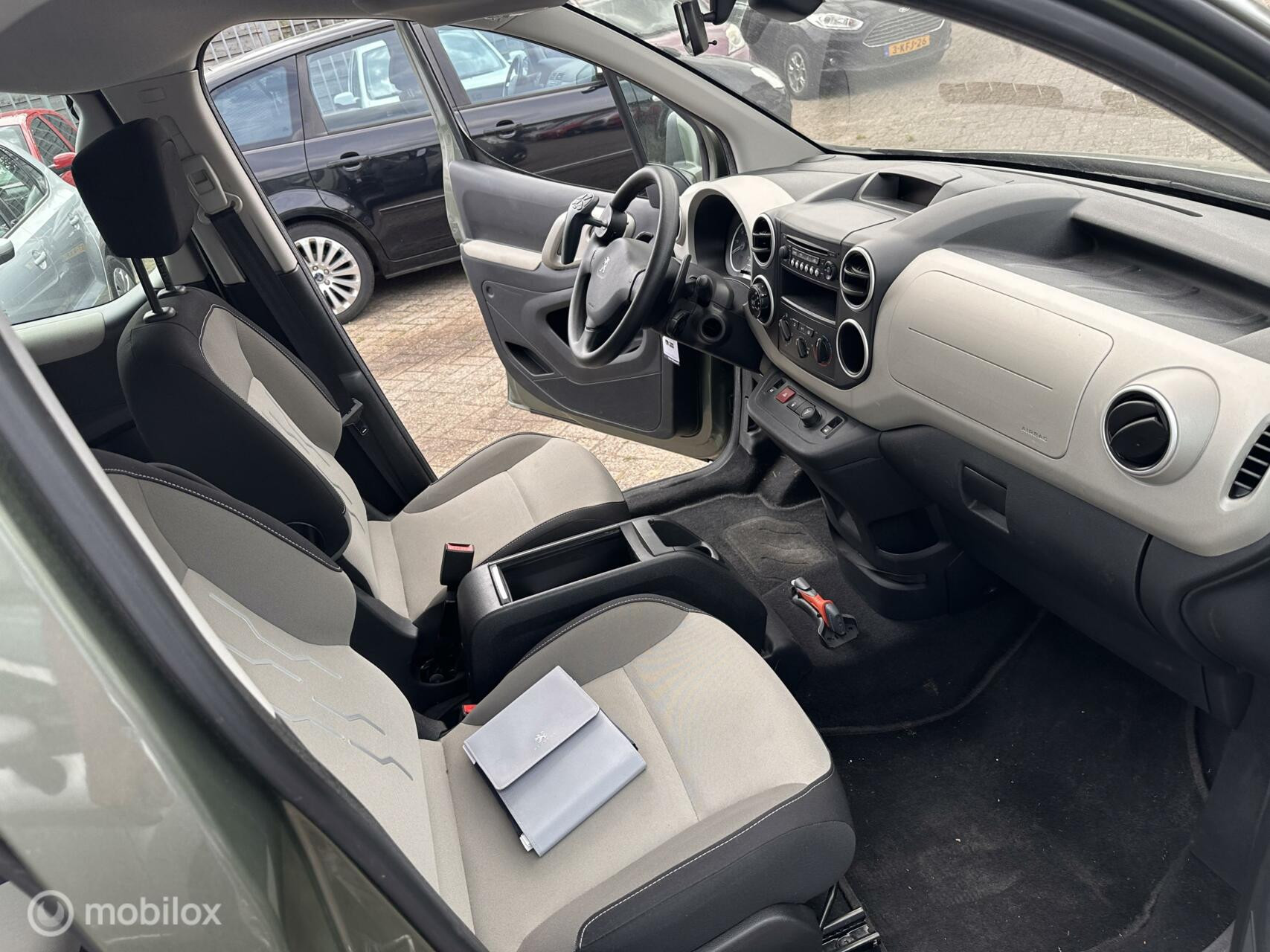 Hoofdafbeelding Peugeot Partner