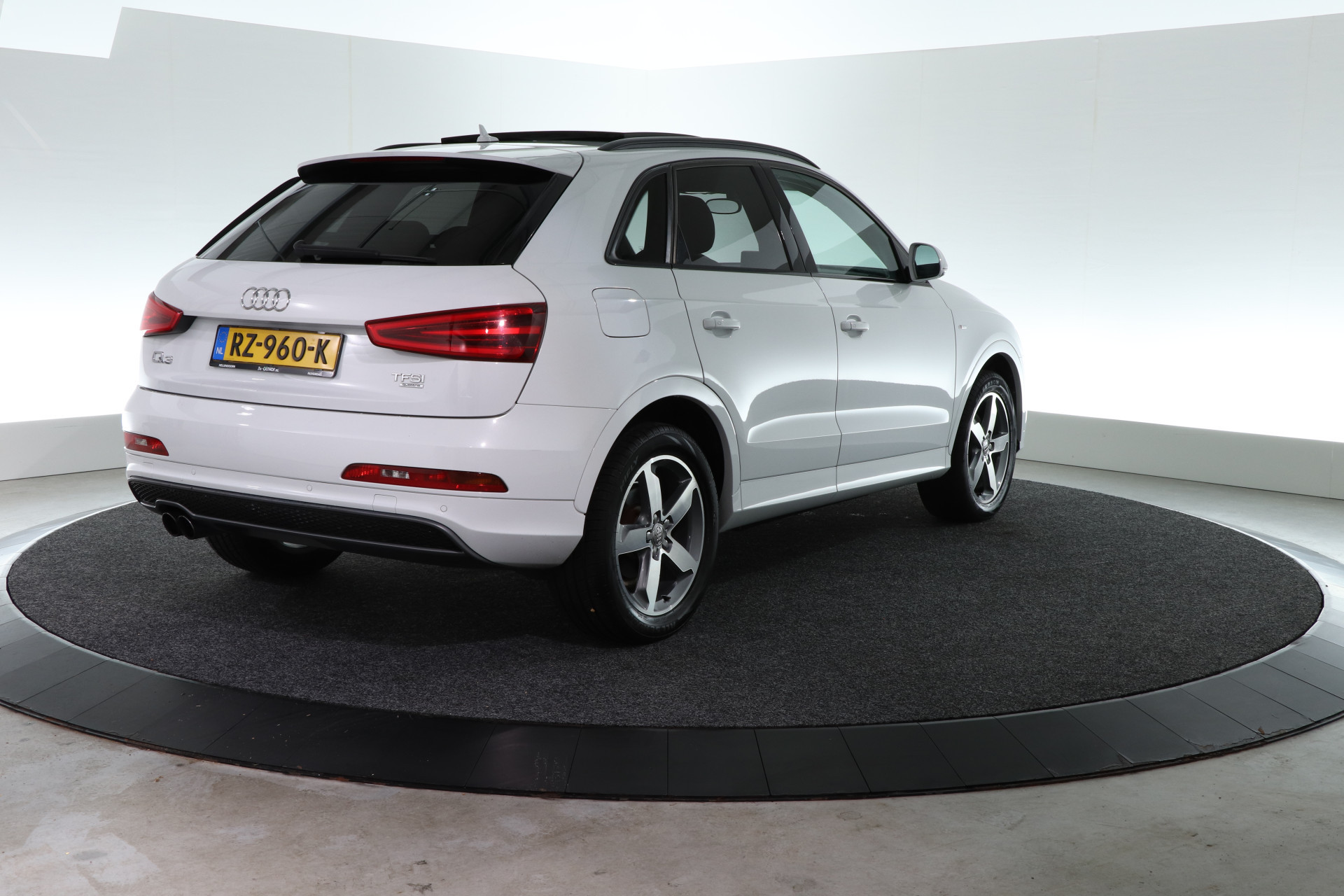 Hoofdafbeelding Audi Q3