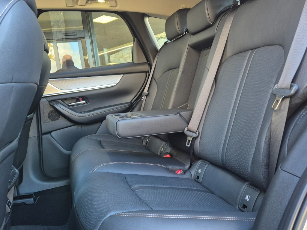 Hoofdafbeelding Mazda CX-60