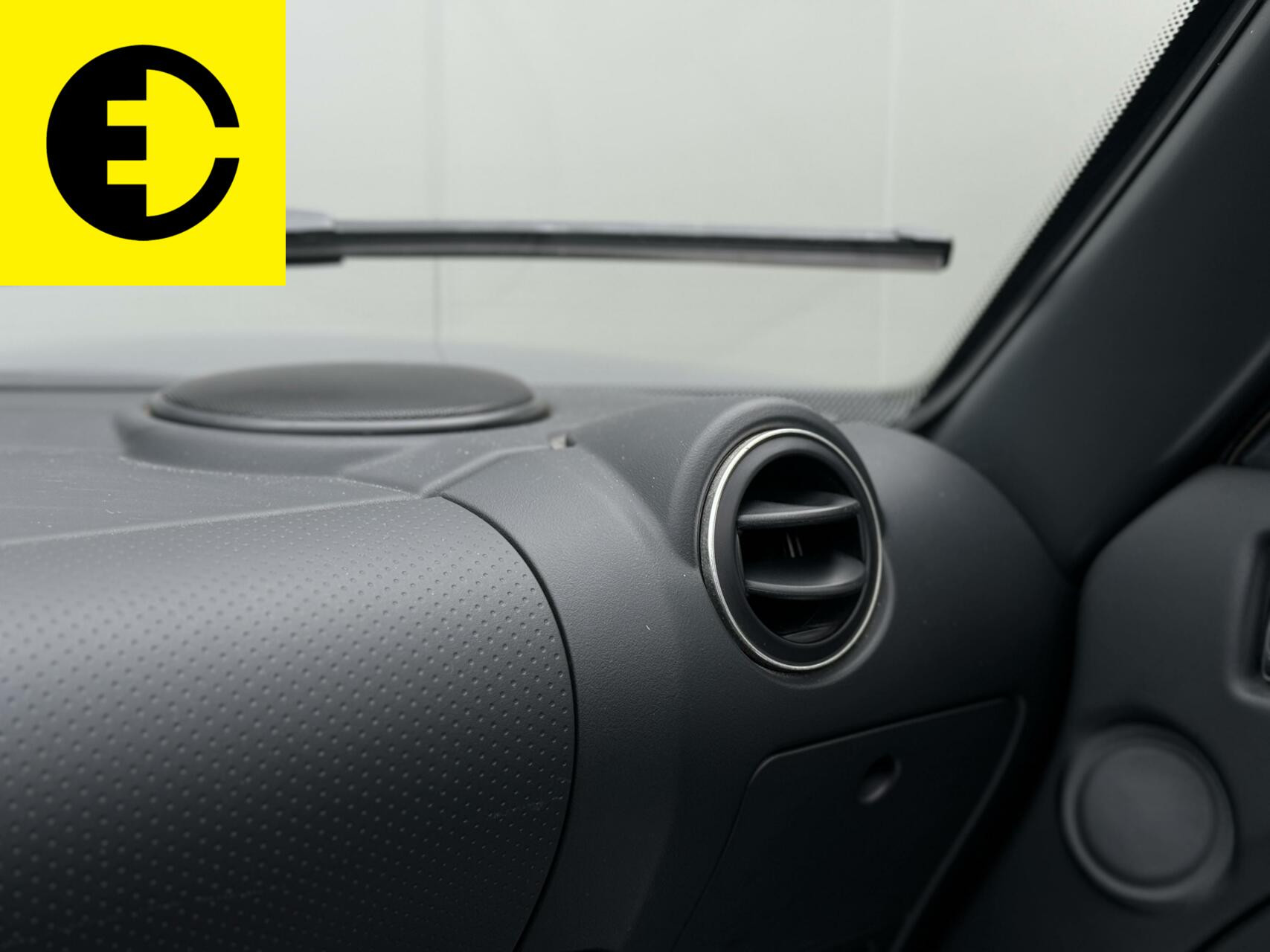 Hoofdafbeelding Tesla Roadster