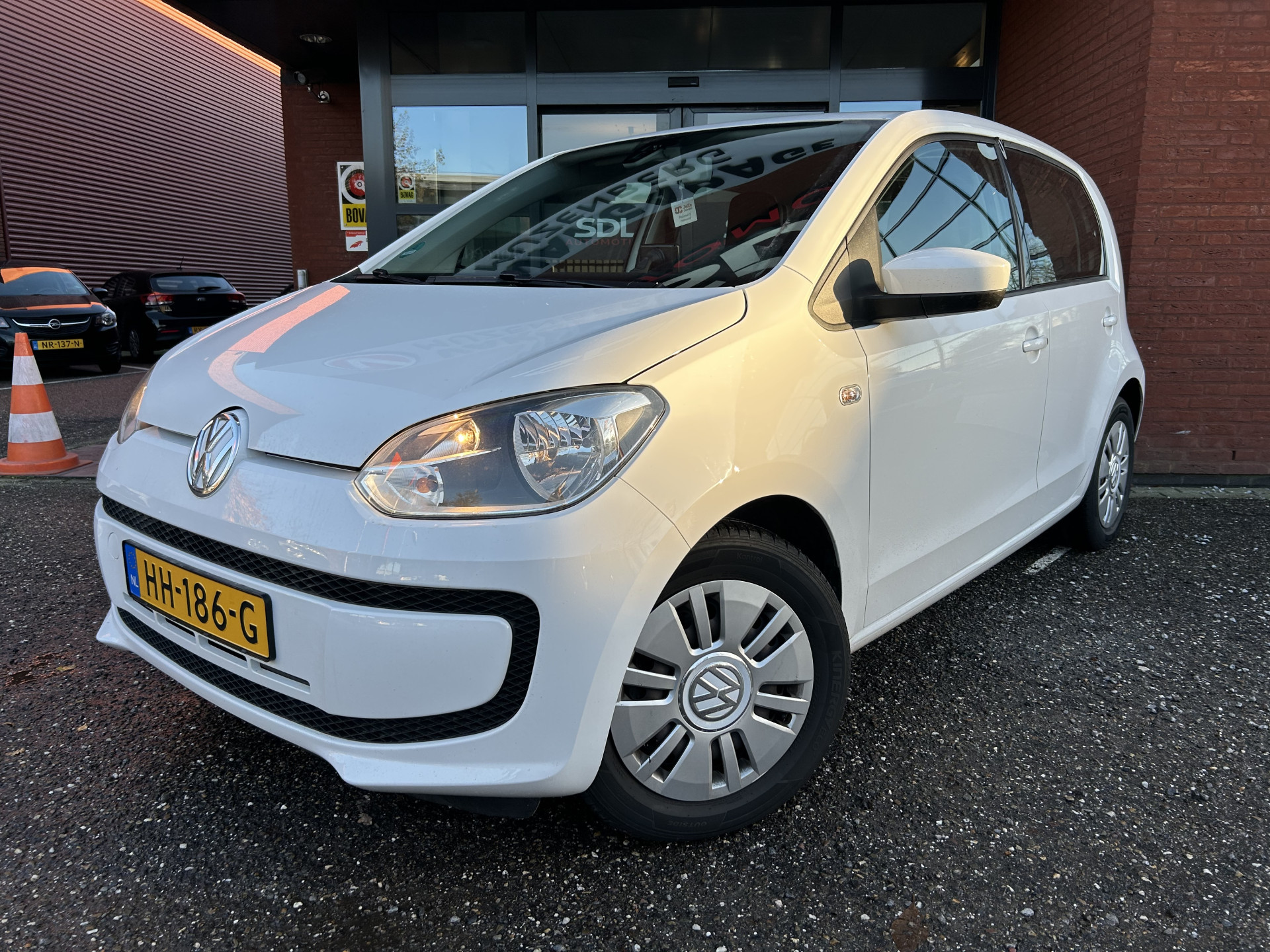 Hoofdafbeelding Volkswagen up!