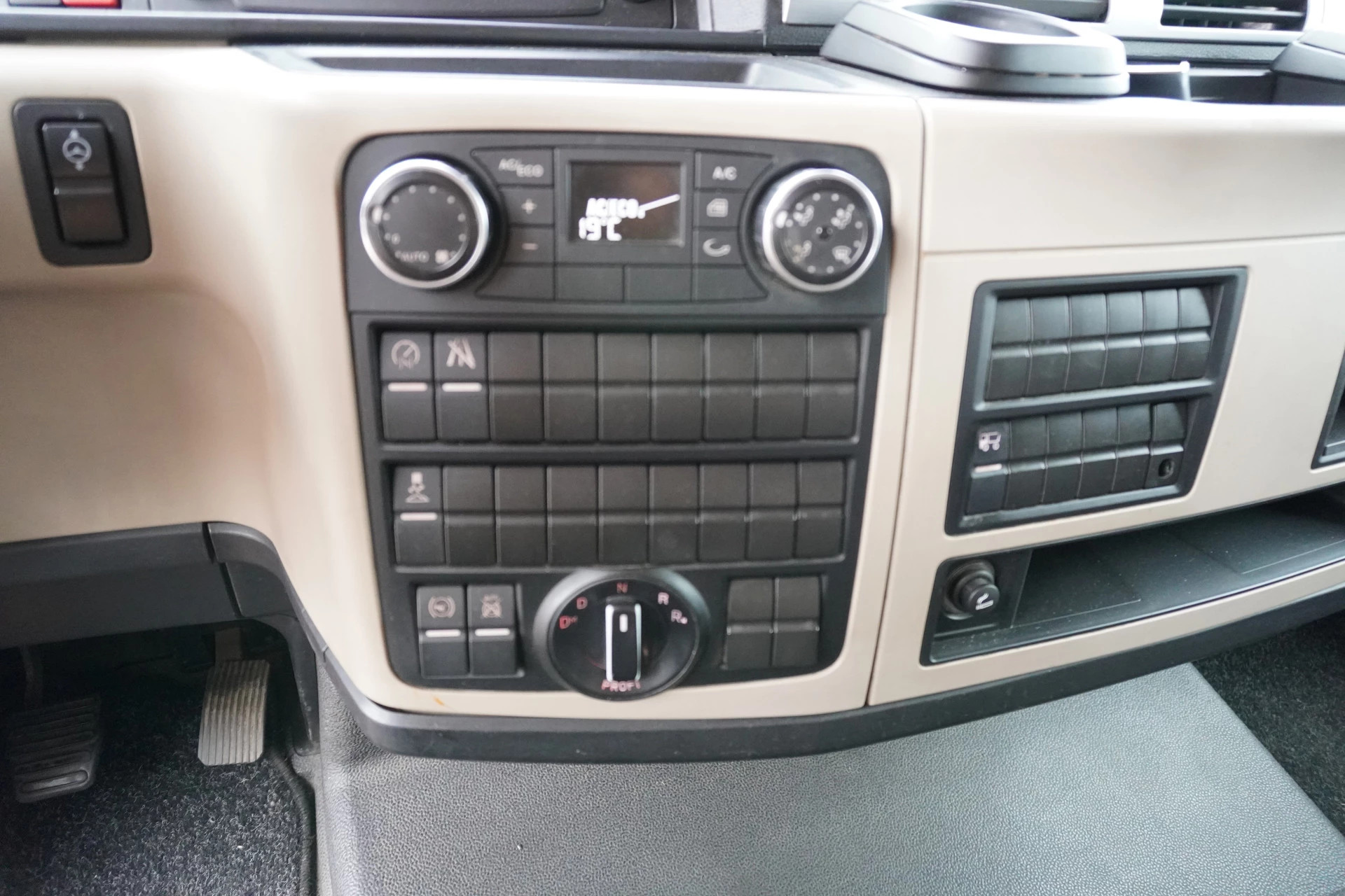 Hoofdafbeelding MAN TGL