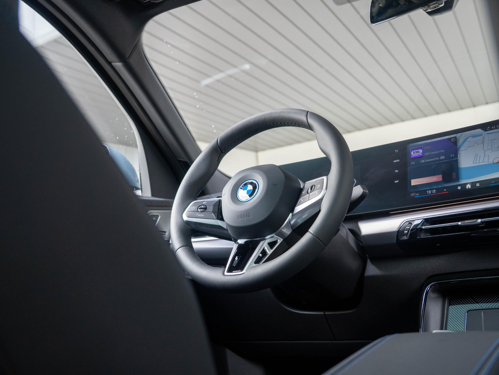 Hoofdafbeelding BMW iX2