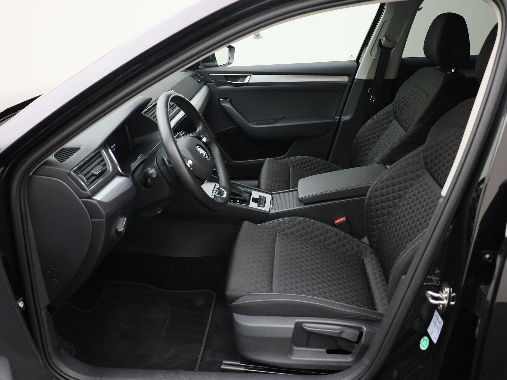 Hoofdafbeelding Škoda Superb