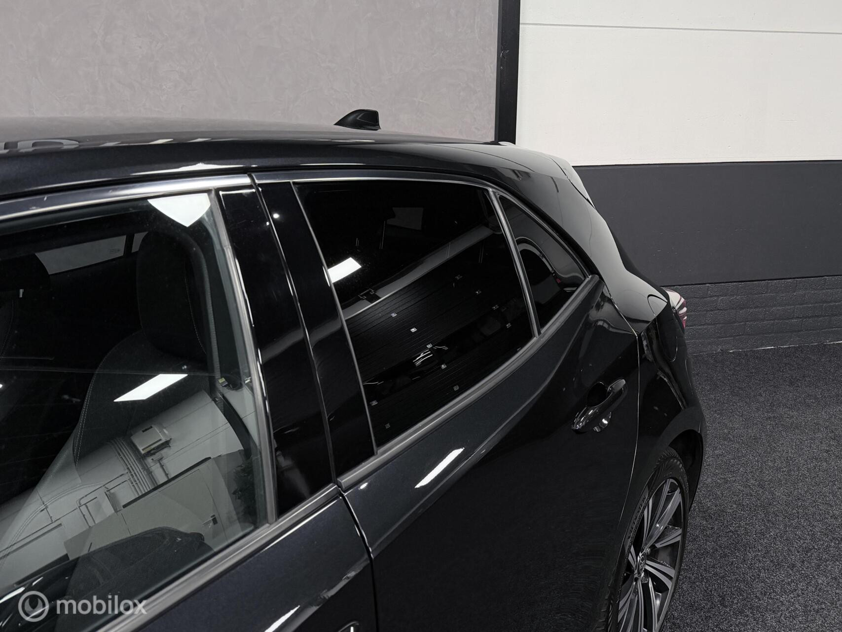 Hoofdafbeelding Toyota Corolla