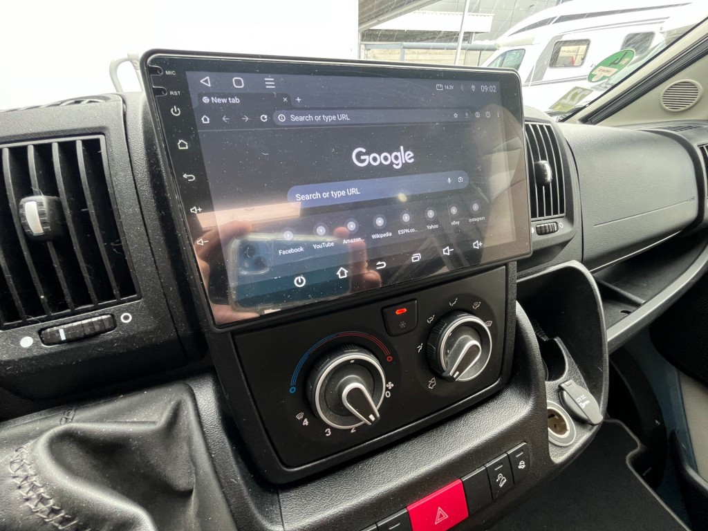 Hoofdafbeelding Pössl Globecar 640 Enkele Bedden Zopnnepaneel