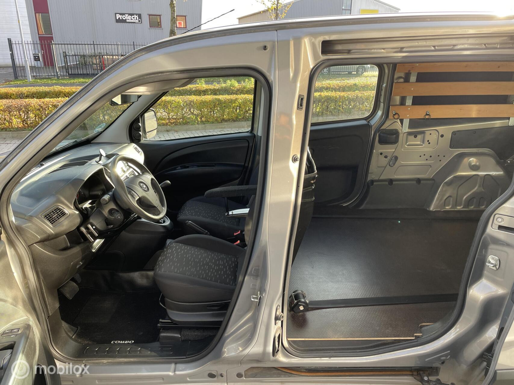 Hoofdafbeelding Opel Combo
