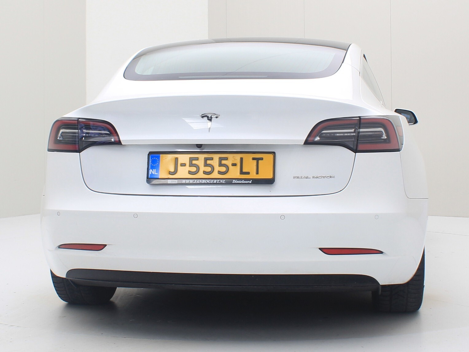 Hoofdafbeelding Tesla Model 3