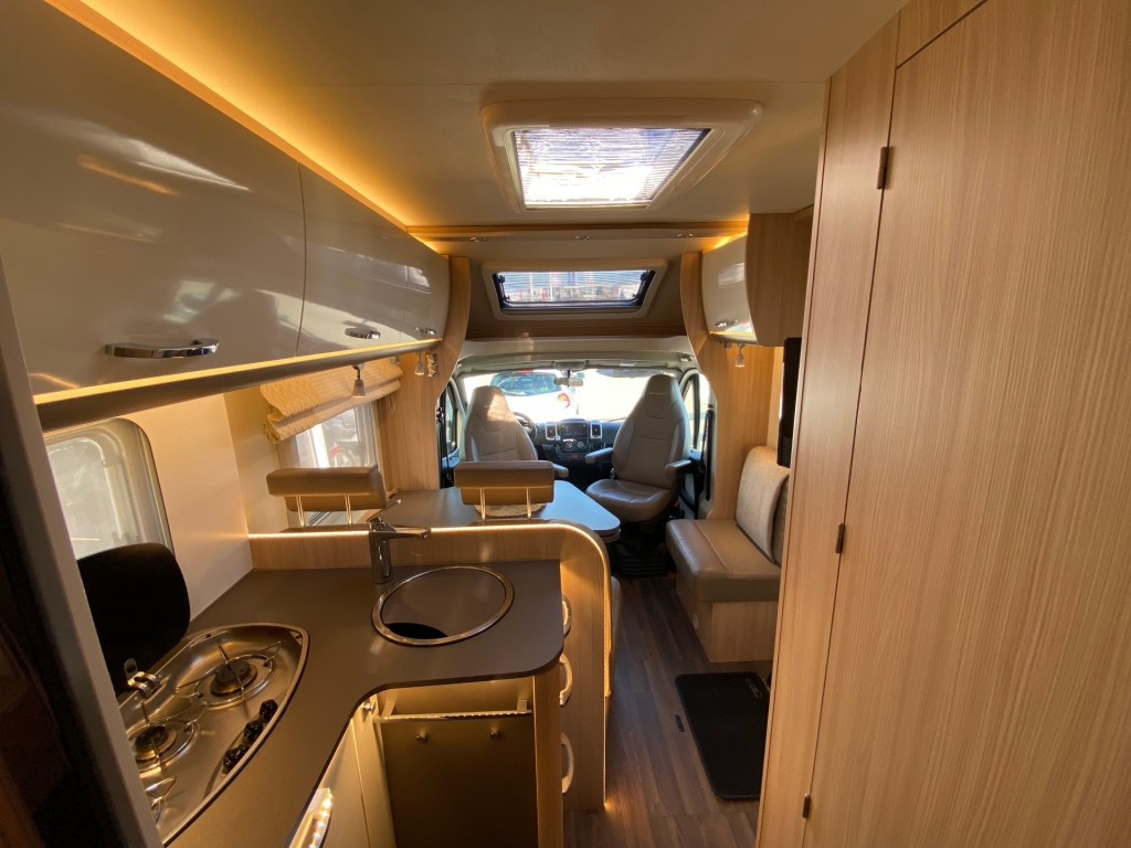 Hoofdafbeelding Bürstner Lyseo T 728g Aut. 36.997km 2017 Dakairco