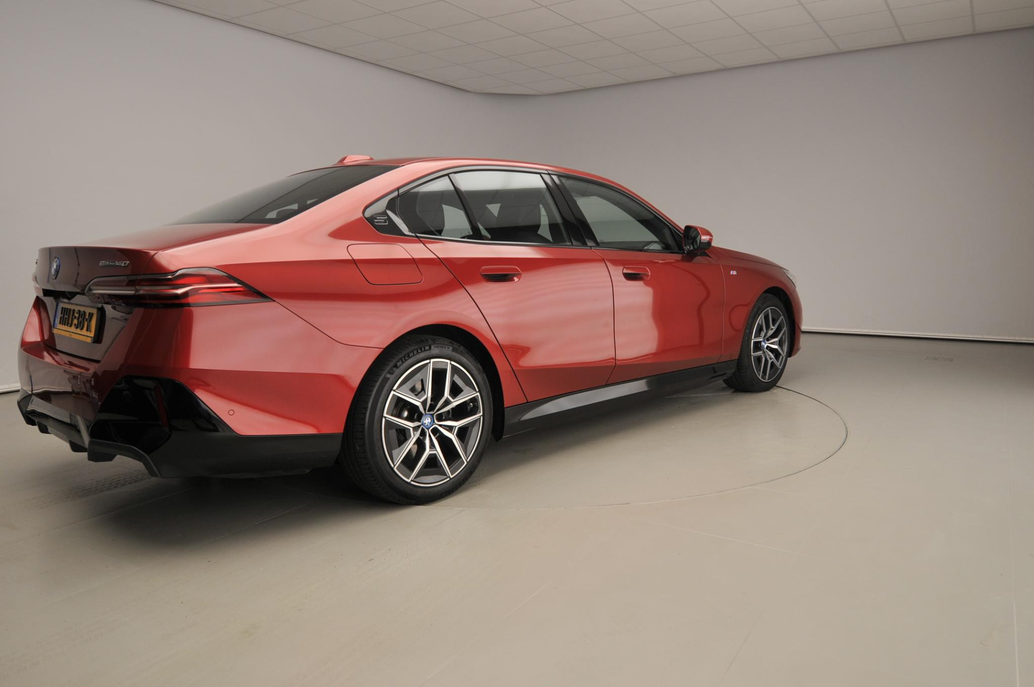 Hoofdafbeelding BMW i5