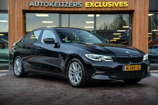 Hoofdafbeelding BMW 3 Serie BMW 3-serie 320e Business Edition Plus Keyless Leder Stoelverw. DAB+ PDC LED 17”LM