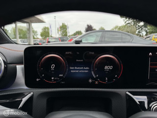 Mercedes-Benz CLA Mercedes CLA-klasse 200 Premium Plus|35 AMG Look|Sfeerverlichting|Panorama|Lane assist| - afbeelding nr 26