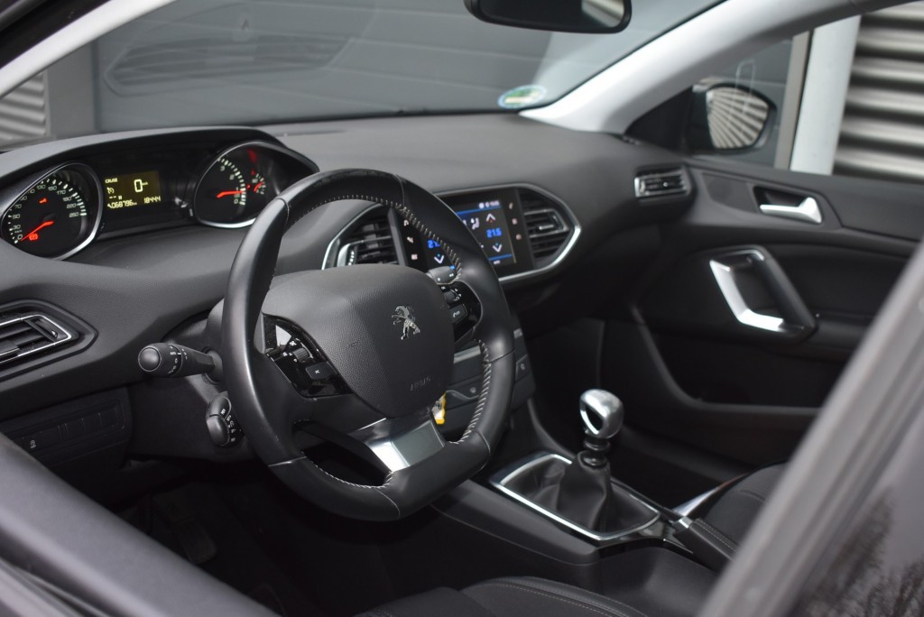 Hoofdafbeelding Peugeot 308