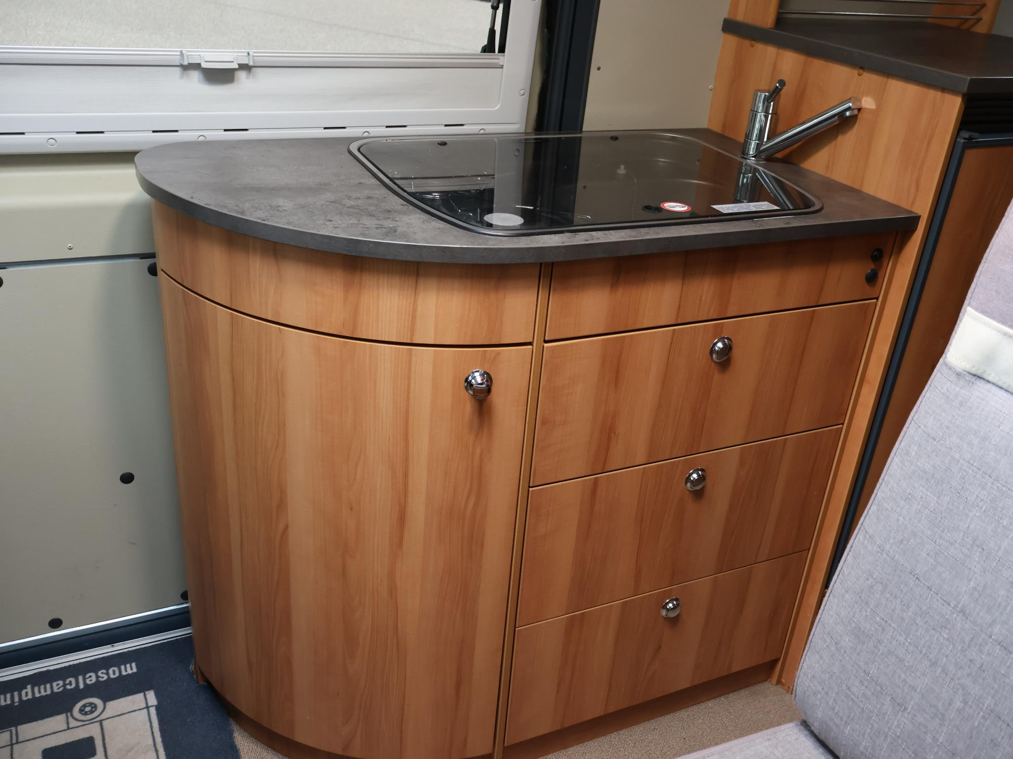 Hoofdafbeelding Pössl Summit 640