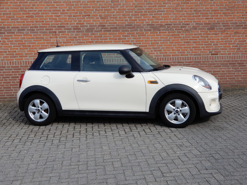 Hoofdafbeelding MINI One