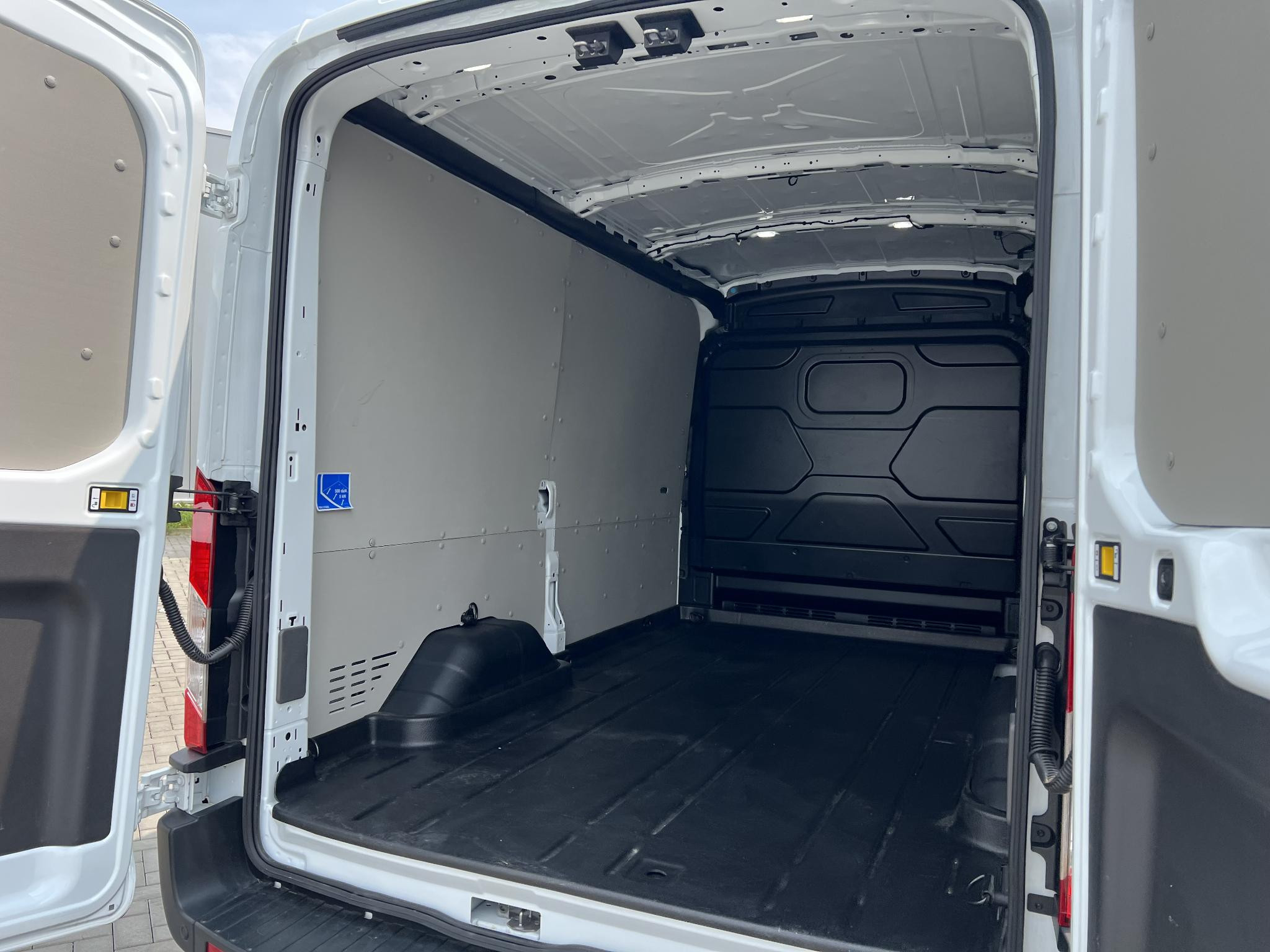 Hoofdafbeelding Ford E-Transit