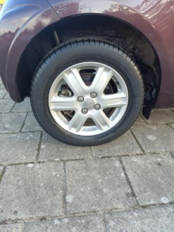 Hoofdafbeelding Toyota iQ