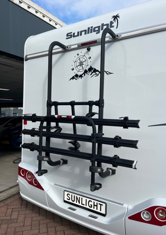 Hoofdafbeelding Sunlight V69 Adventure Ed. Queensbed Zonnepaneel