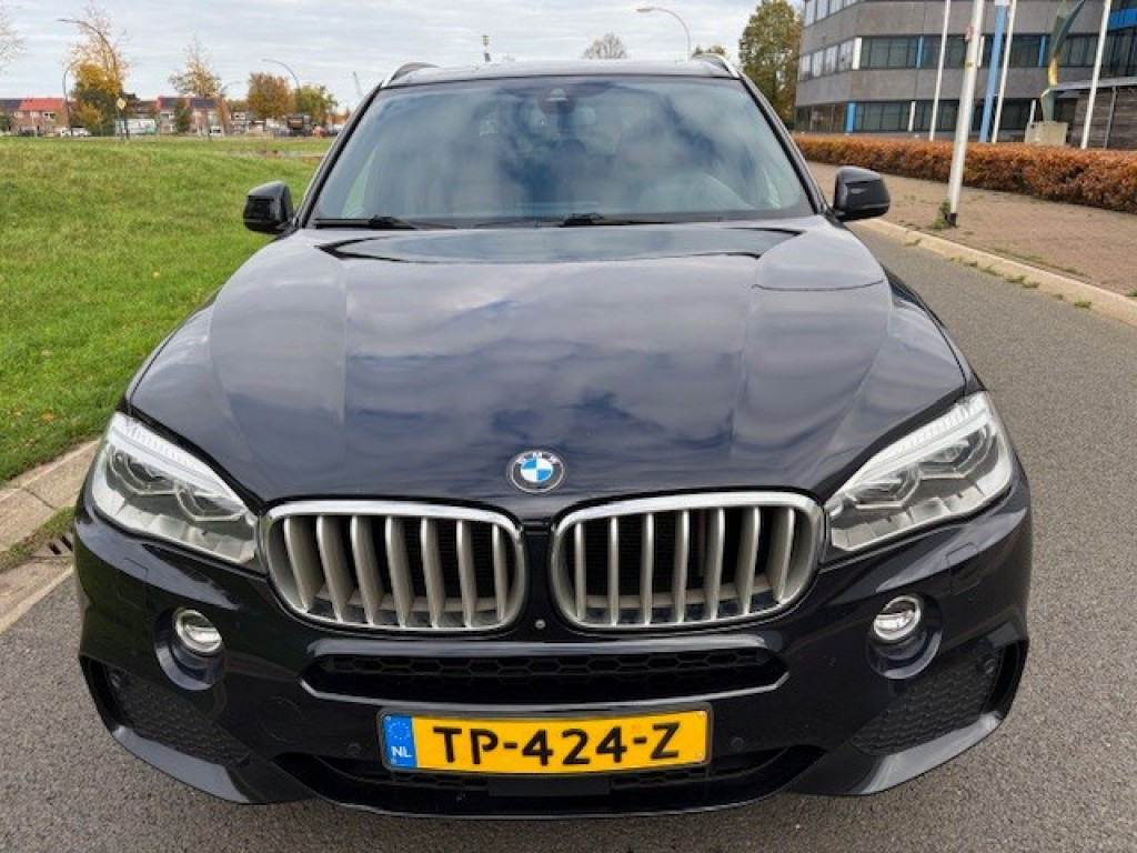 Hoofdafbeelding BMW X5