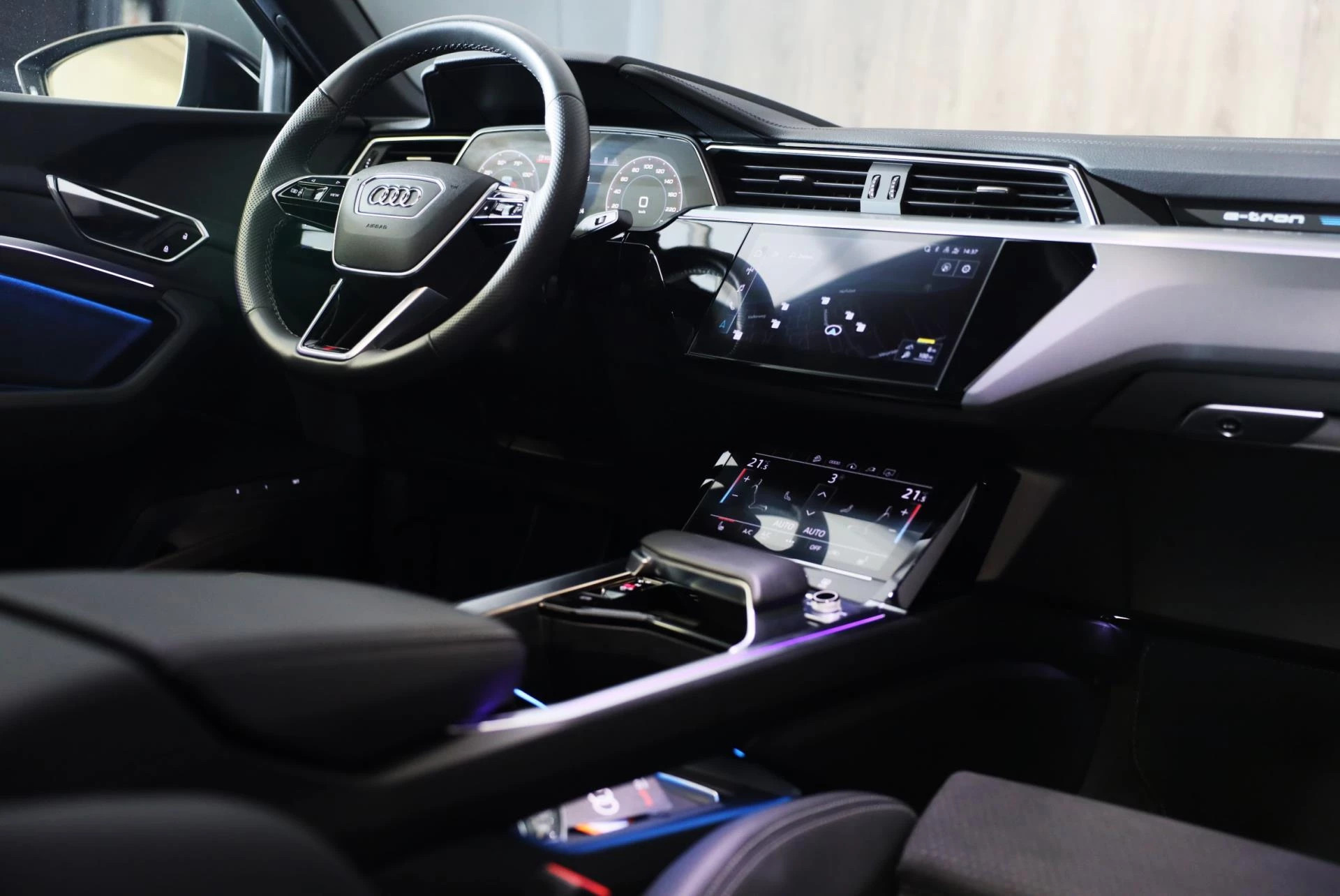 Hoofdafbeelding Audi e-tron