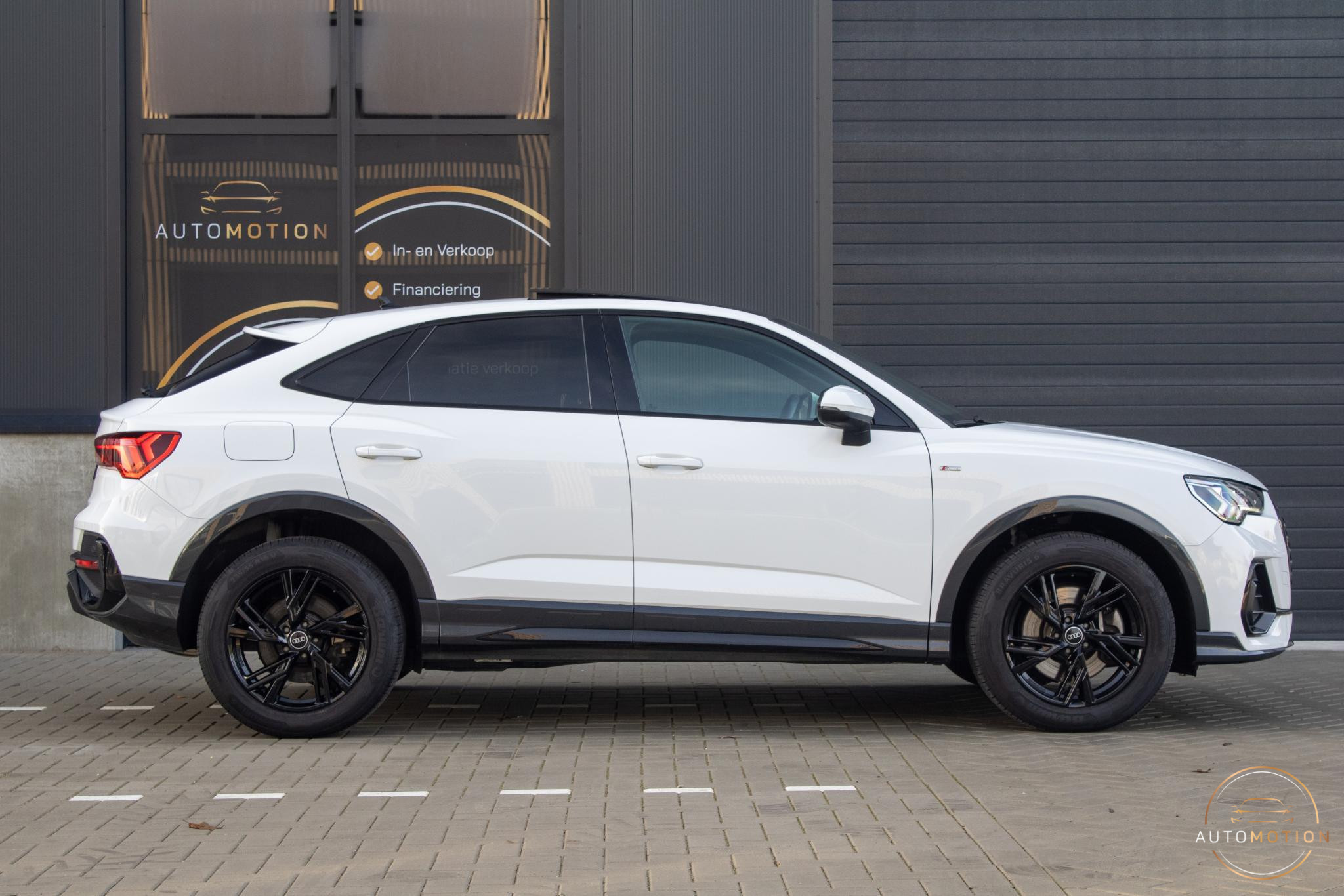 Hoofdafbeelding Audi Q3