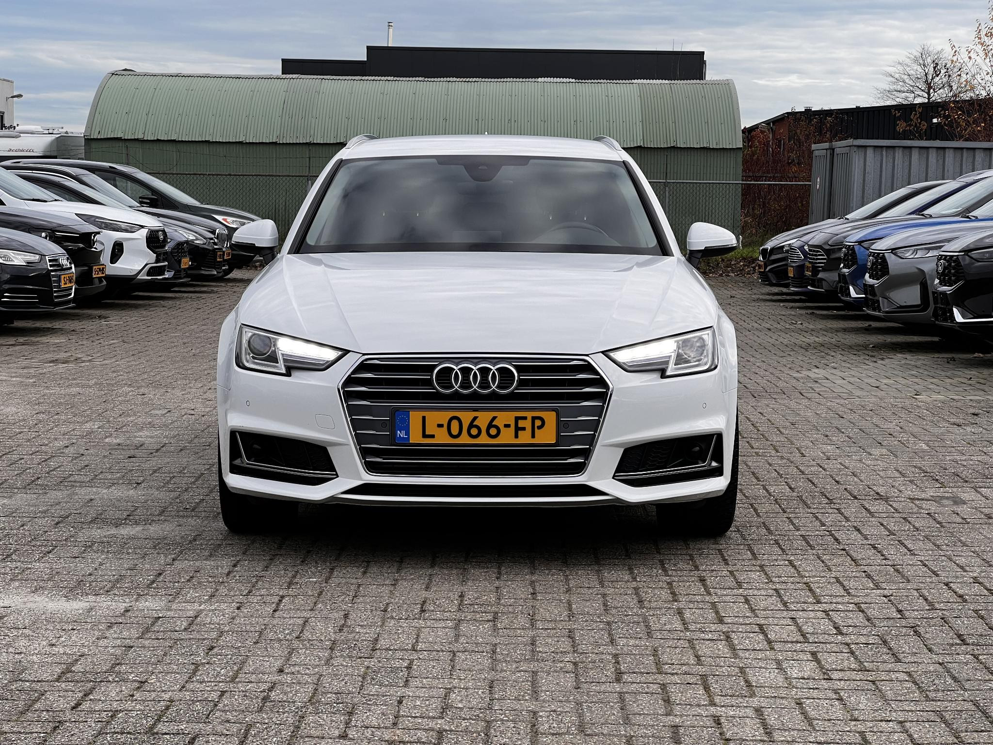 Hoofdafbeelding Audi A4