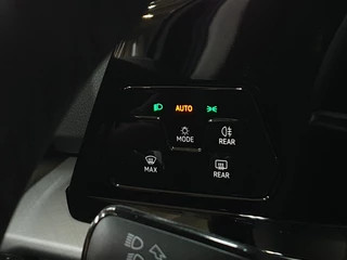 Volkswagen Golf Volkswagen Golf Variant 1.0 eTSI Life DSG Acc Navigatie Camera Stoelverw. - afbeelding nr 9