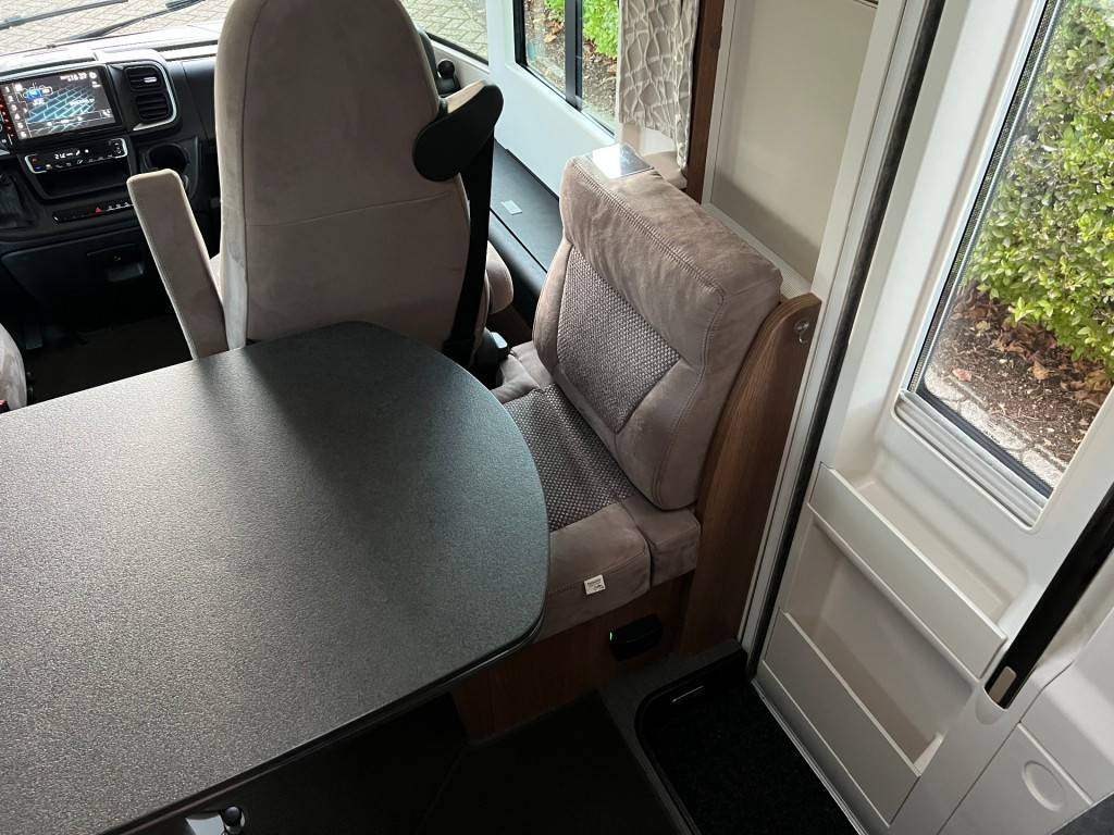 Hoofdafbeelding Carthago Carthago C-compactline I 143 Le