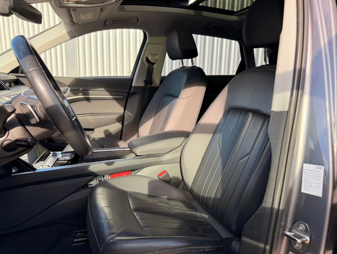 Hoofdafbeelding Audi e-tron