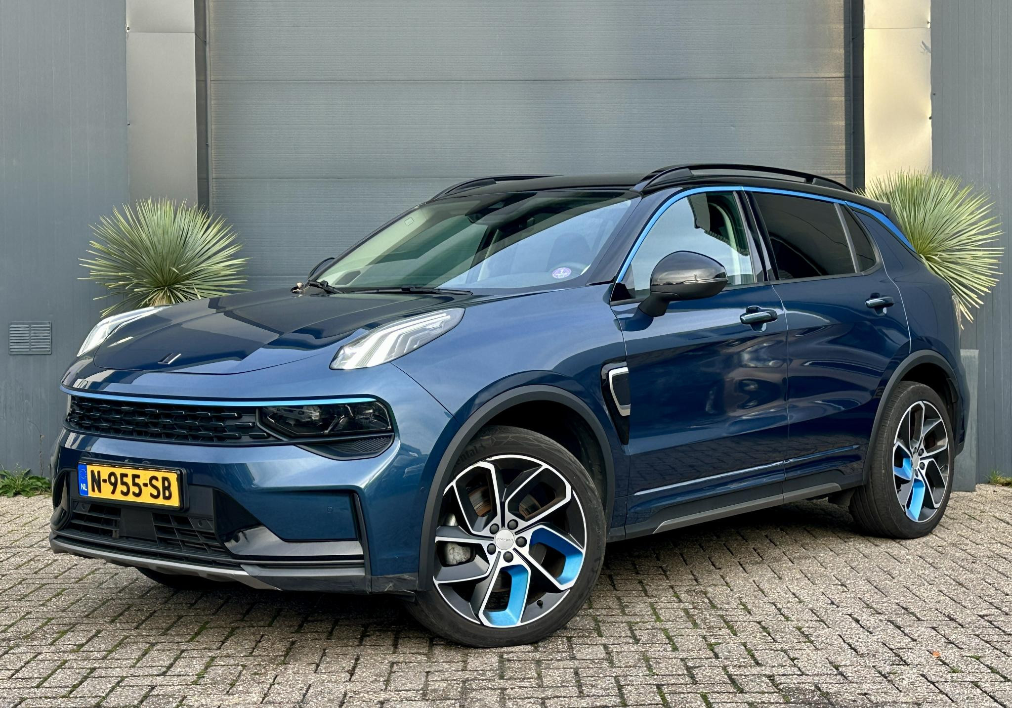 Hoofdafbeelding Lynk & Co 01