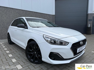 Hoofdafbeelding Hyundai i30 Hyundai i30 1.0 Benzine Black Edition 55.410 km’s Topstaat