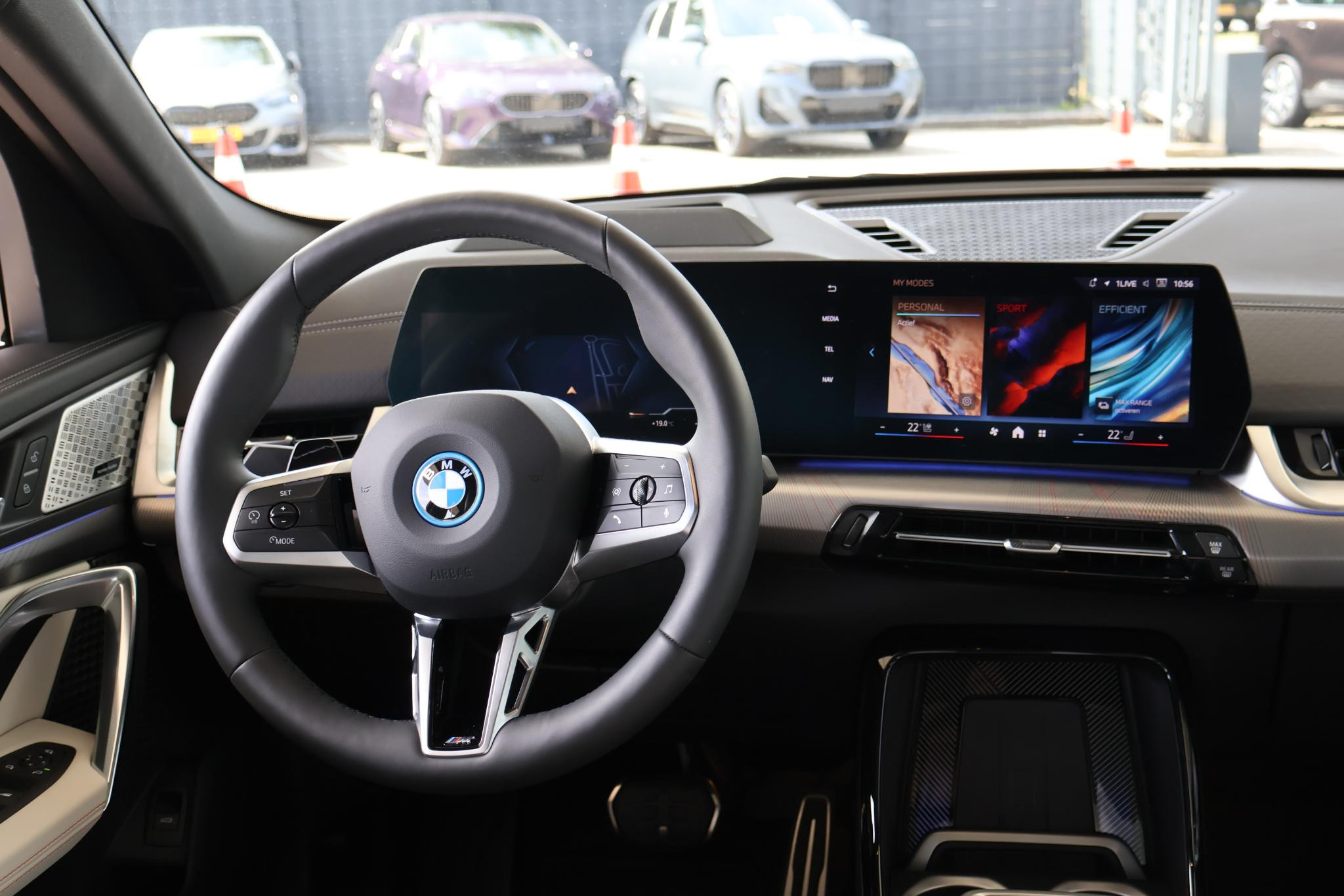 Hoofdafbeelding BMW iX2