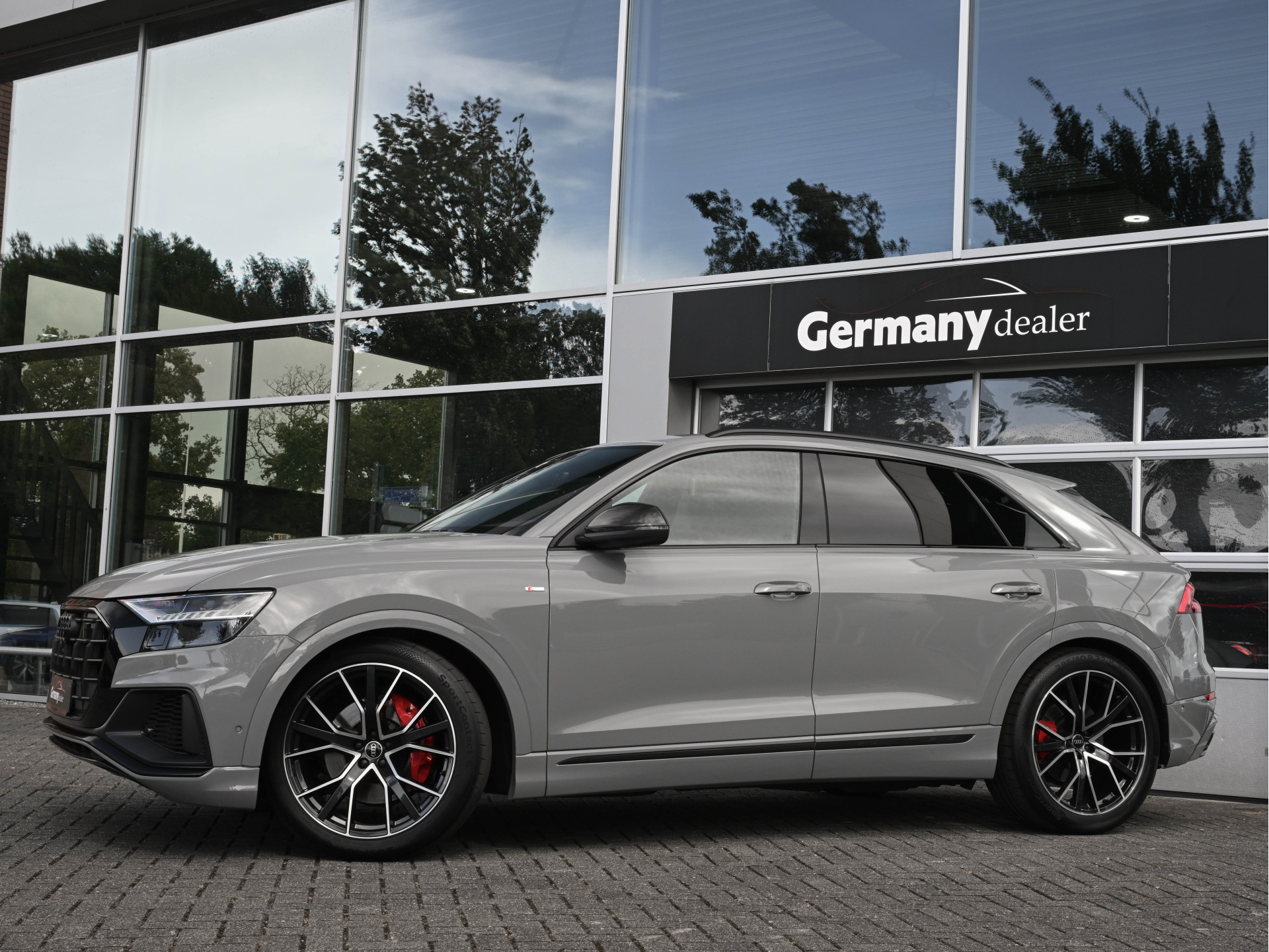 Hoofdafbeelding Audi Q8