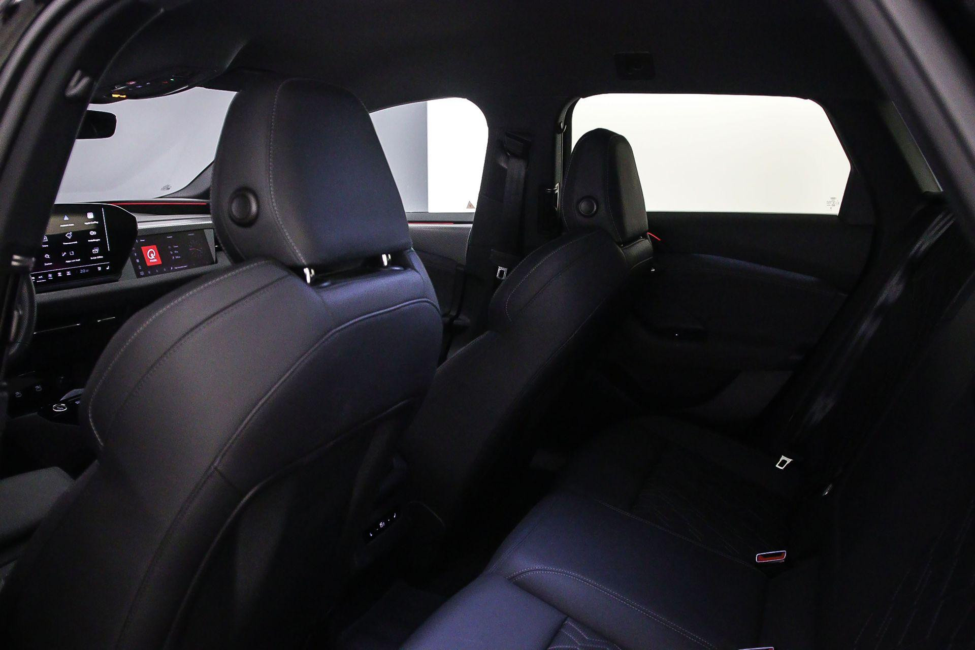 Hoofdafbeelding Audi A6 Avant e-tron