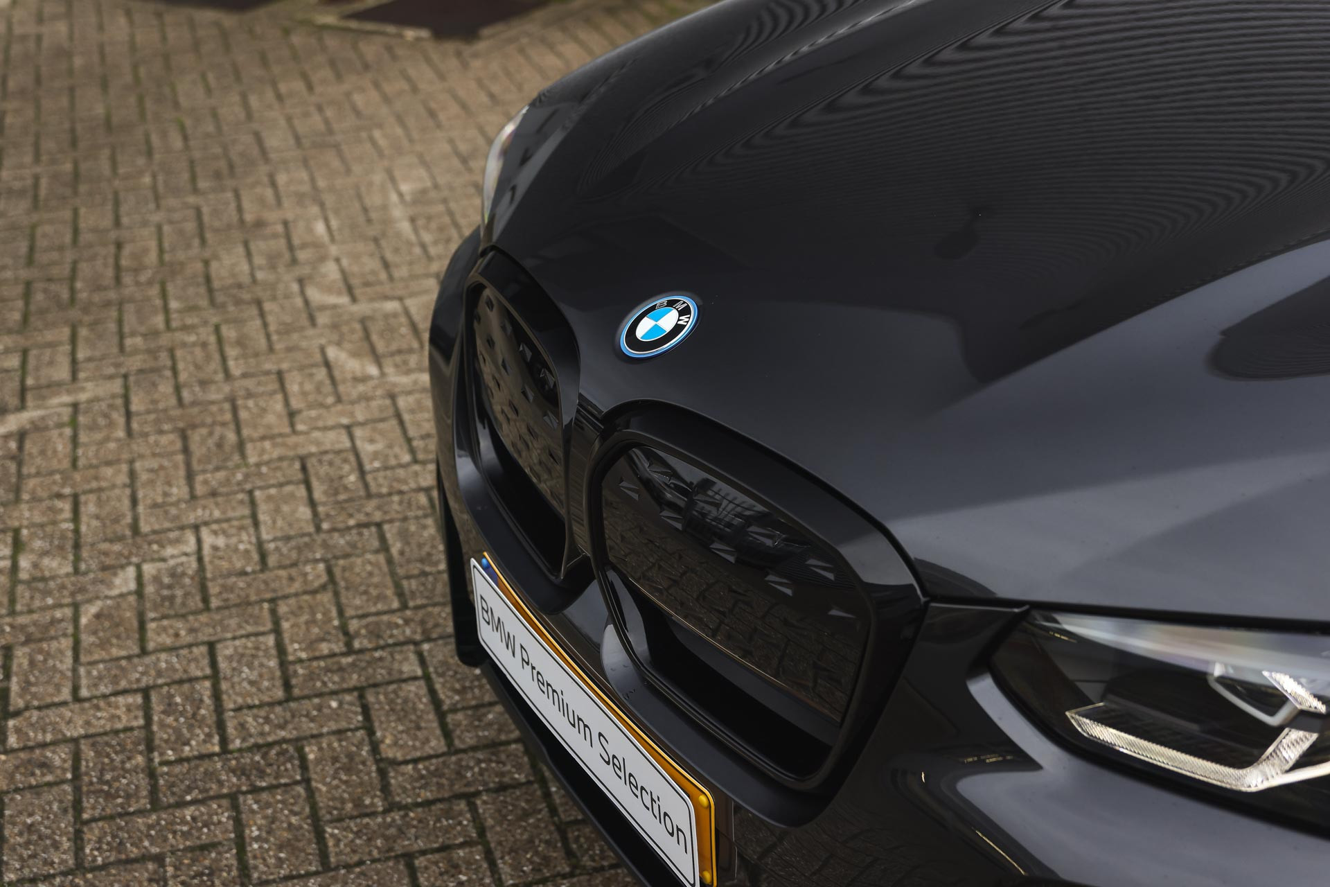 Hoofdafbeelding BMW iX3