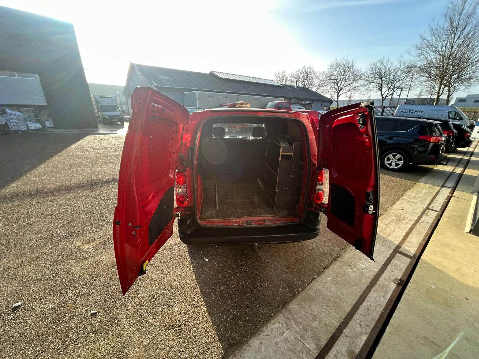 Hoofdafbeelding Peugeot Partner