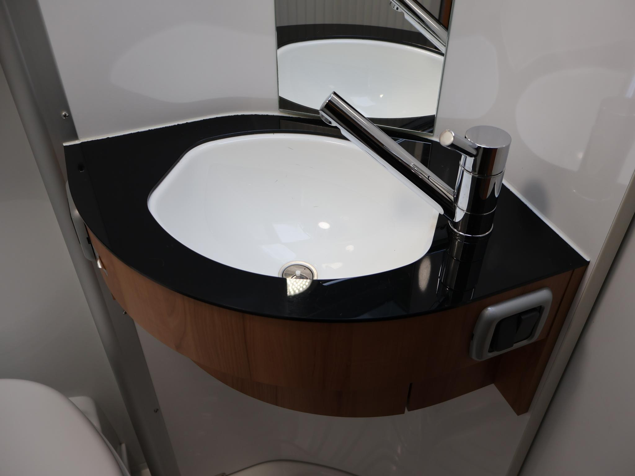 Hoofdafbeelding Pössl Summit 640