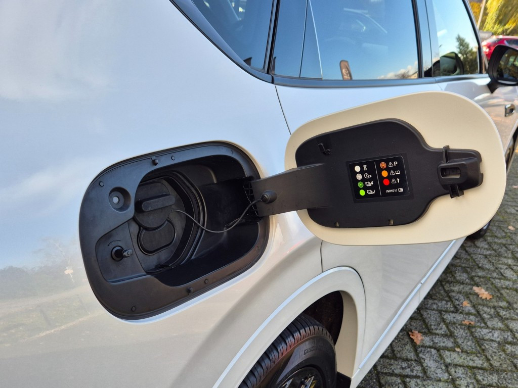 Hoofdafbeelding Mazda CX-60