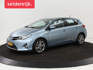 Toyota Auris 1.8 Hybrid Executive | 1e eigenaar |  Stoelverwarming | Camera | Navigatie | Half leder | Climate control | Cruise control | Parkeerhulp