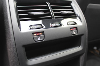 BMW X5 BMW X5 xDrive50e M-Sport | Panoramadak | H&K | Trekhaak | Comfortstoelen | Luchtvering | Glow - afbeelding nr 71