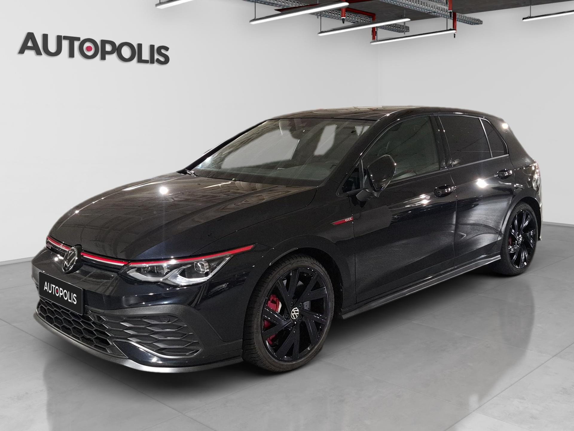 Volkswagen-Golf-image-0