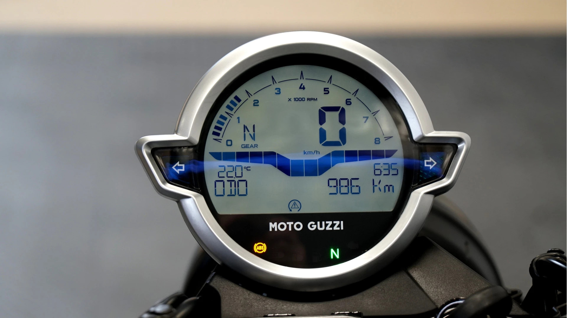 Hoofdafbeelding Moto Guzzi V9